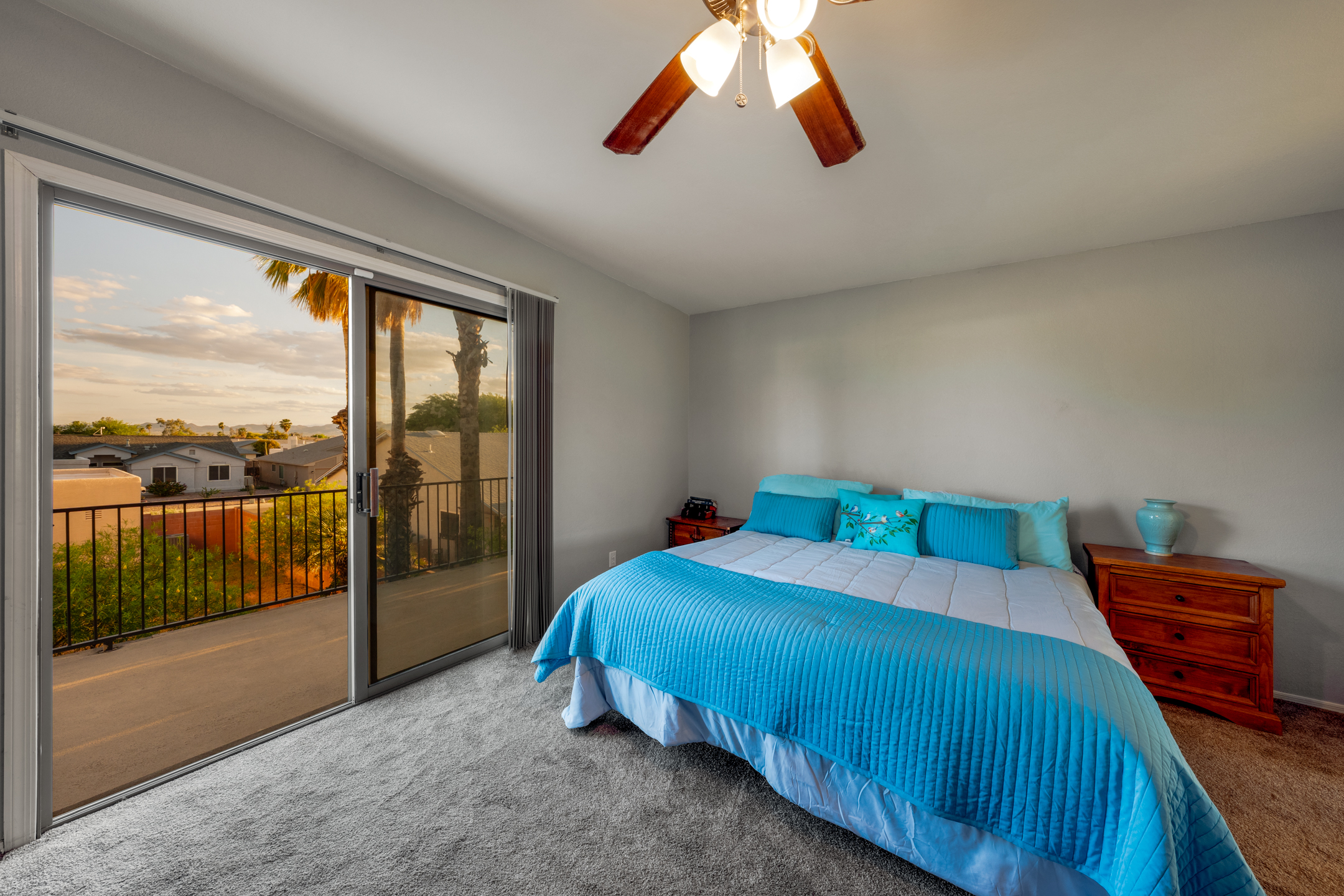 Primary Suite · Walk-In Closet