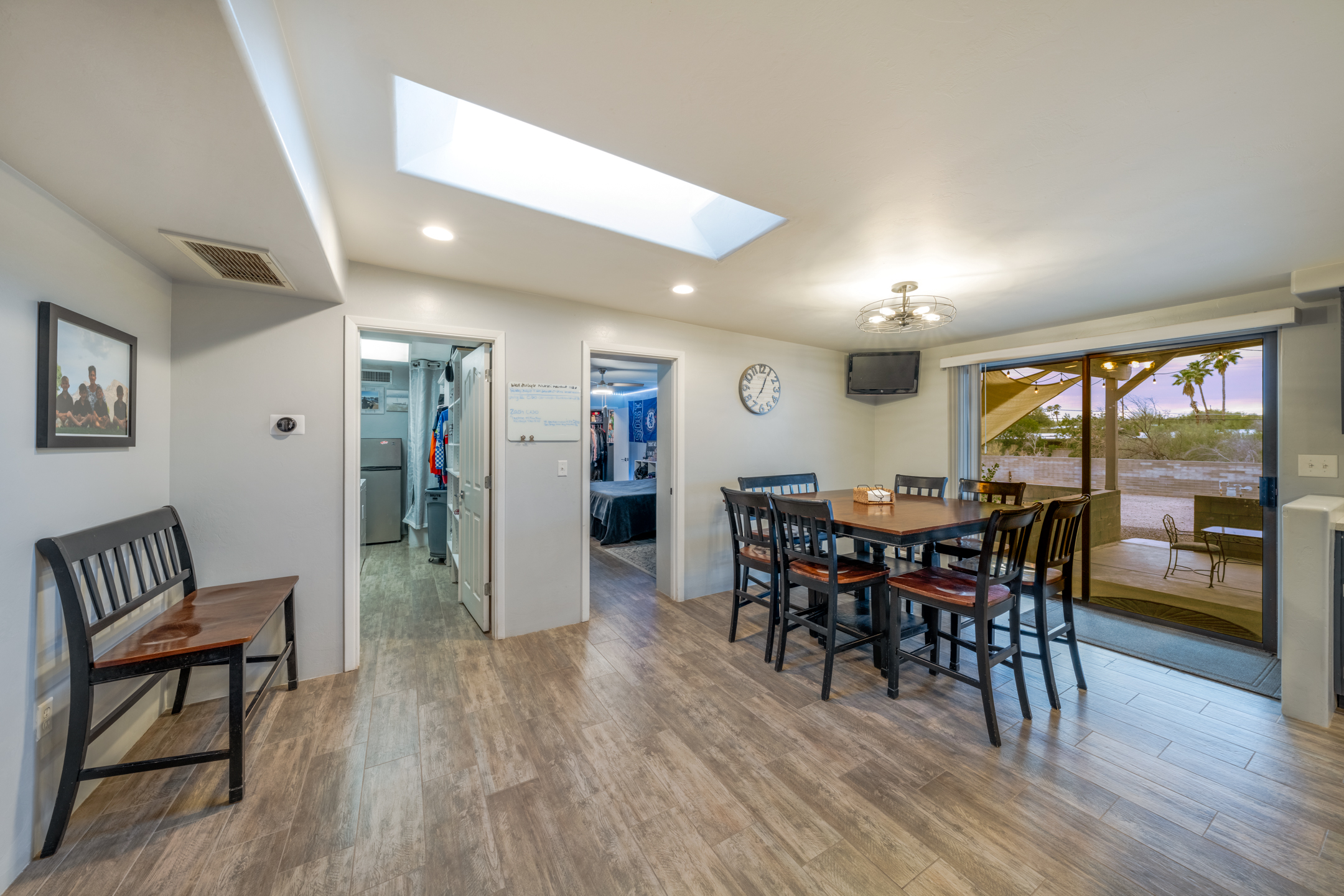 Breakfast nook