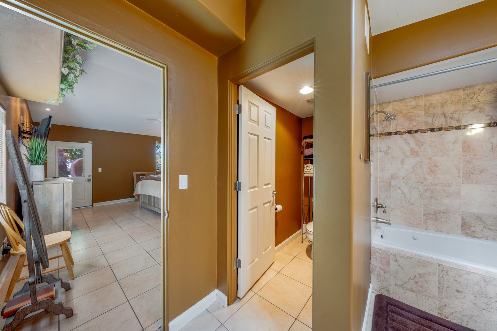 Guest House · 1,200 SqFt
